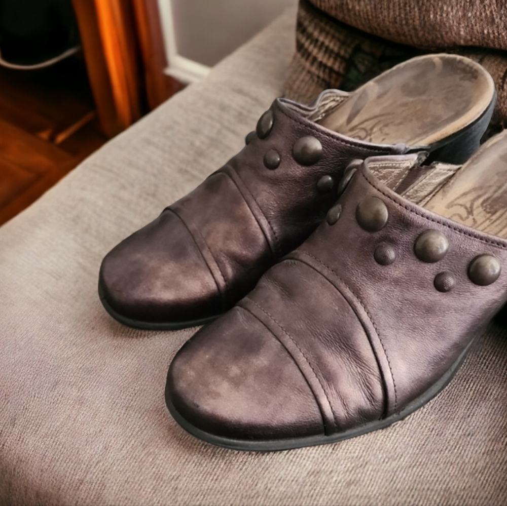 ROMIKA Skyward Clogs Mules 37 7 Metallic Bronze Leather Studded Euro Comfort - Picture 14 of 16